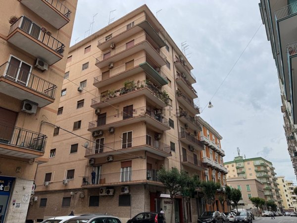 appartamento in affitto a Taranto