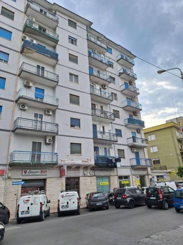 appartamento in affitto a Taranto in zona Tre Carrare-Battisti