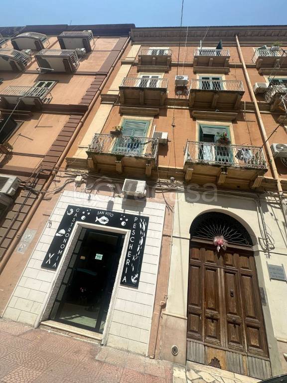 trivano in affitto a Taranto in zona Borgo