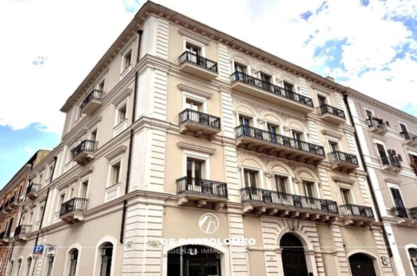 appartamento in affitto a Taranto in zona Borgo
