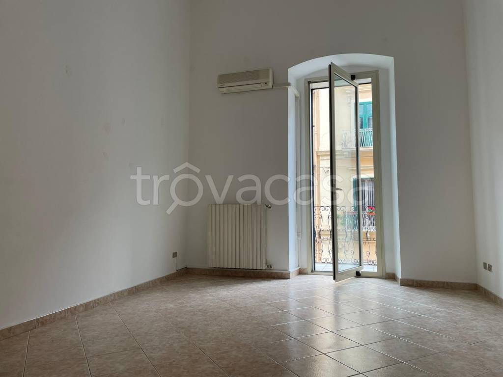 appartamento in affitto a Taranto in zona Borgo Antico