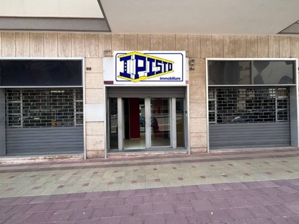 negozio in affitto a Taranto in zona Tre Carrare-Battisti