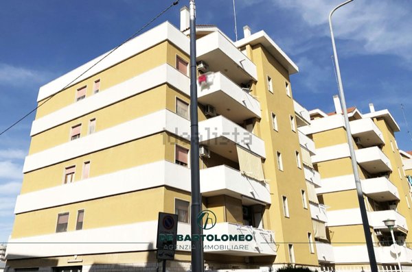 appartamento in affitto a Taranto