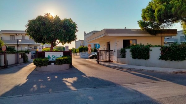 casa indipendente in affitto a Taranto in zona Talsano