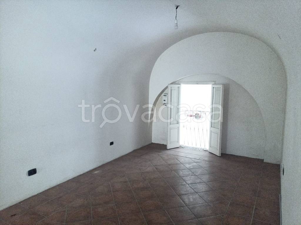 appartamento in affitto a Taranto in zona Borgo