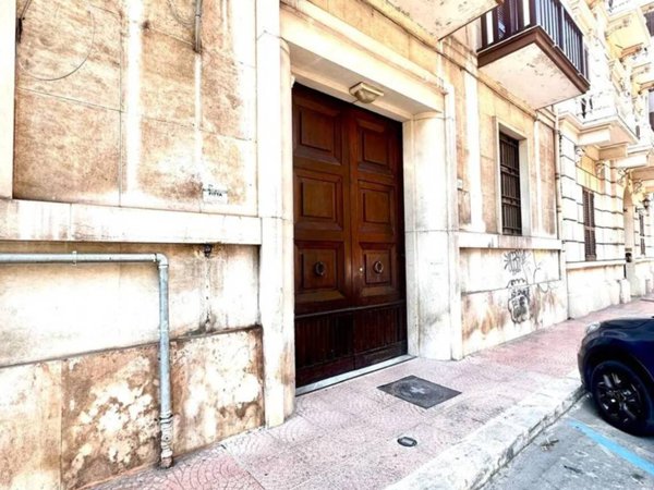 appartamento in affitto a Taranto in zona Borgo