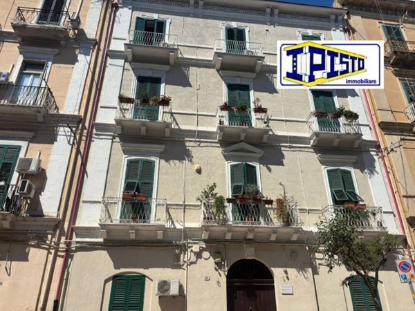 appartamento in affitto a Taranto in zona Borgo