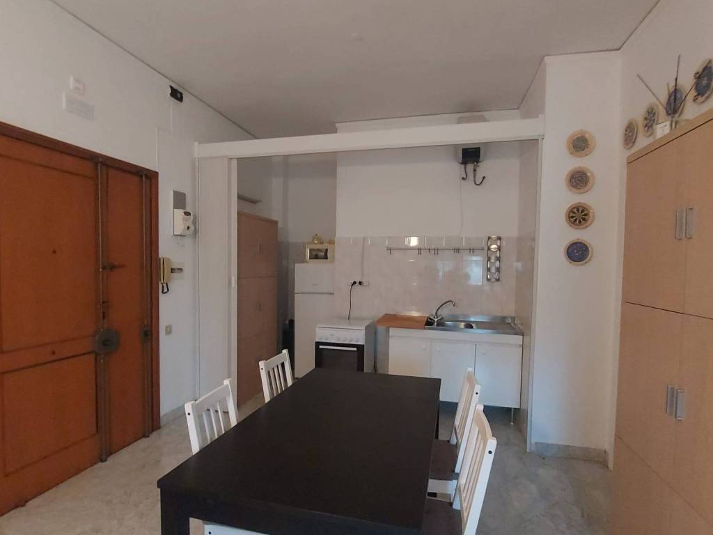 appartamento in affitto a Taranto in zona Tre Carrare-Battisti