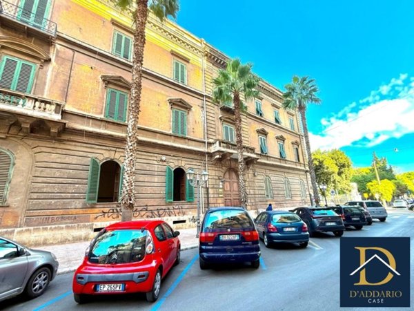 appartamento in affitto a Taranto in zona Borgo