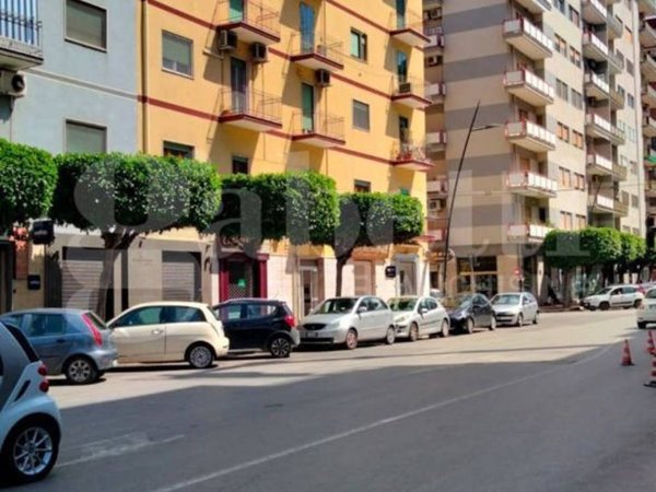 appartamento in affitto a Taranto in zona Italia-Montegranaro