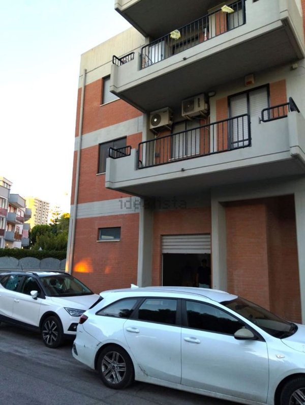 locale commerciale in affitto a Taranto
