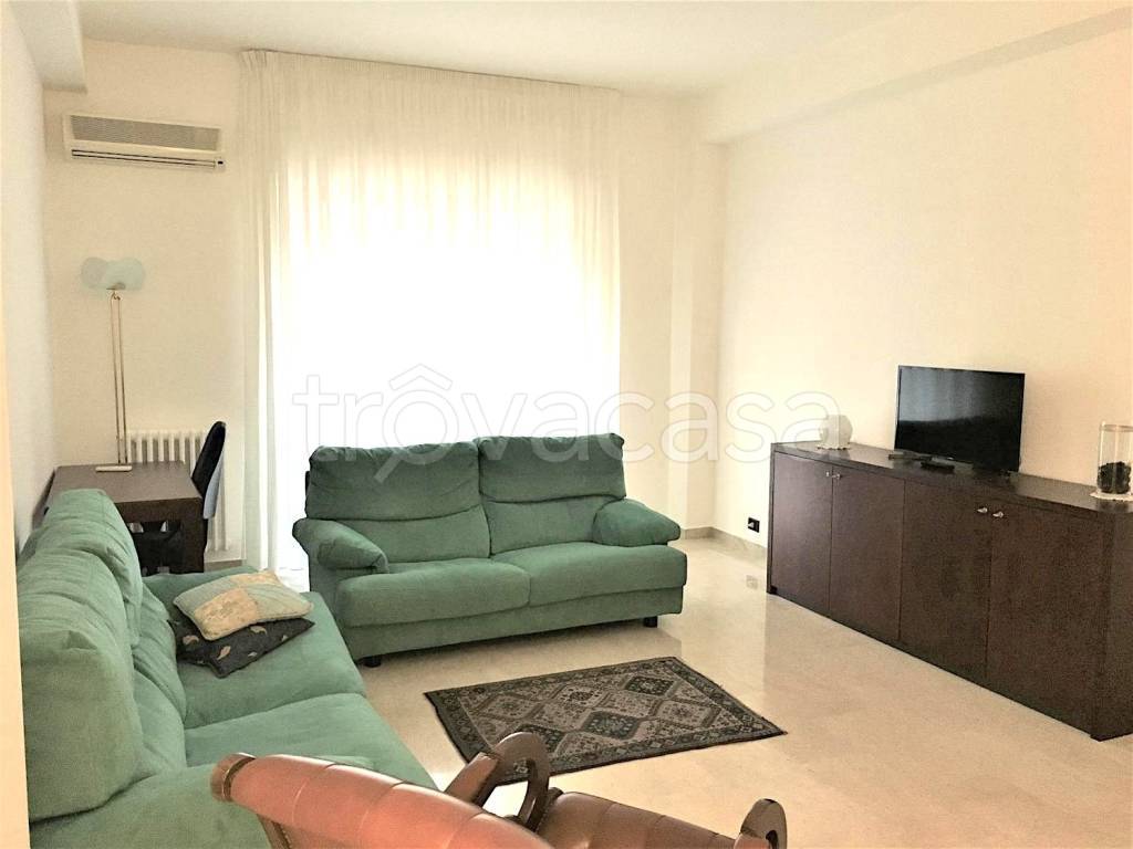 appartamento in affitto a Taranto in zona Italia-Montegranaro