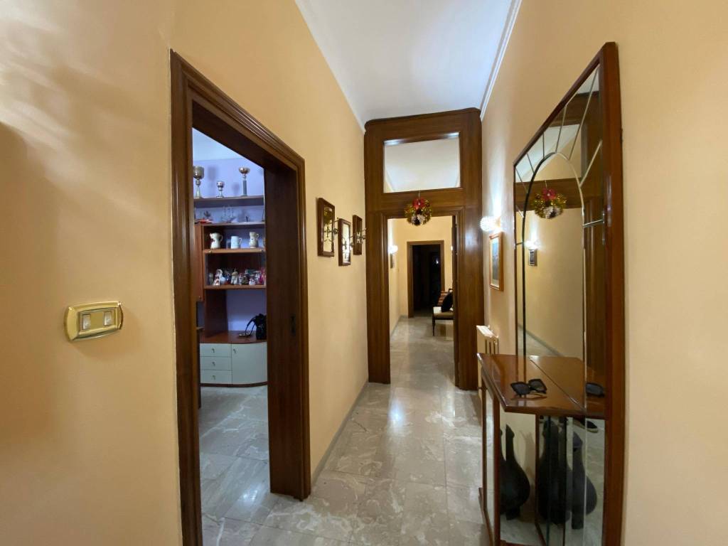 appartamento in affitto a Taranto in zona Borgo Antico