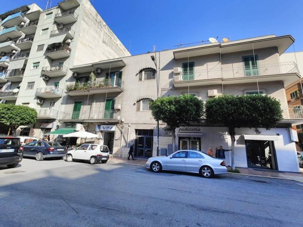 appartamento in affitto a Taranto in zona Tre Carrare-Battisti