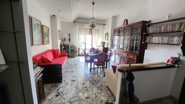 appartamento in affitto a Taranto in zona Borgo