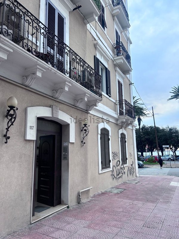 appartamento in affitto a Taranto in zona Borgo