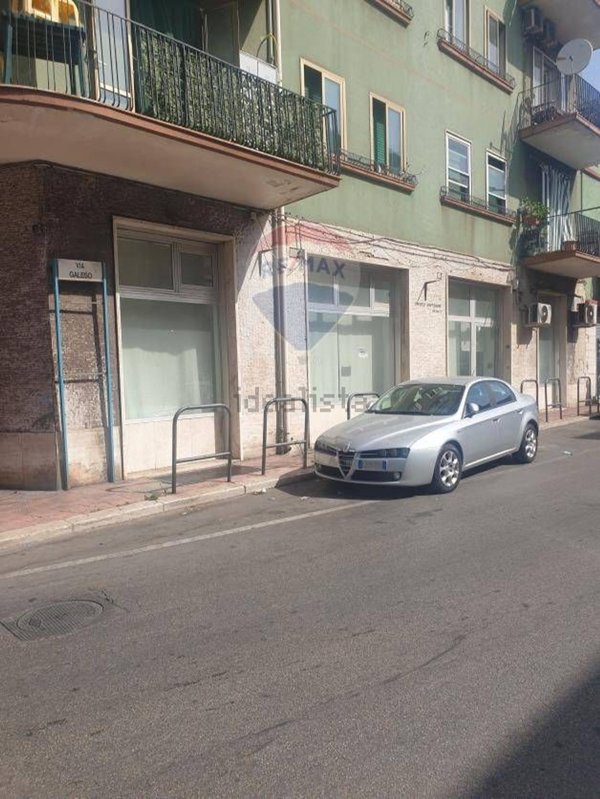 locale commerciale in affitto a Taranto in zona Tamburi-Croce