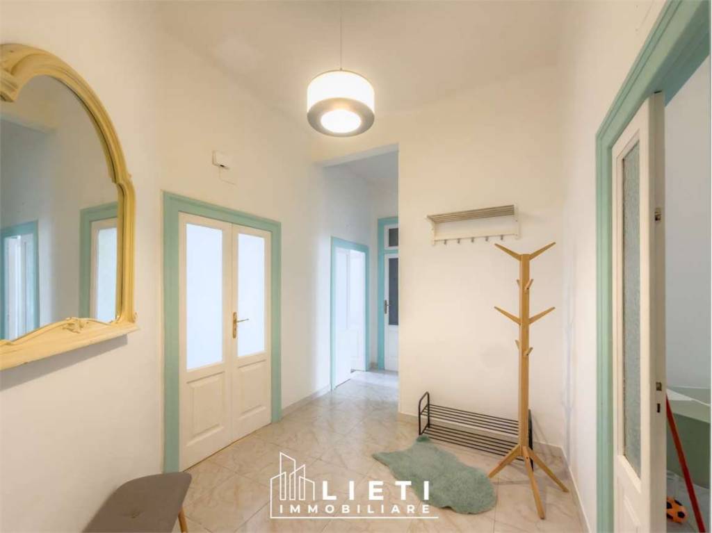 appartamento in affitto a Taranto in zona Borgo