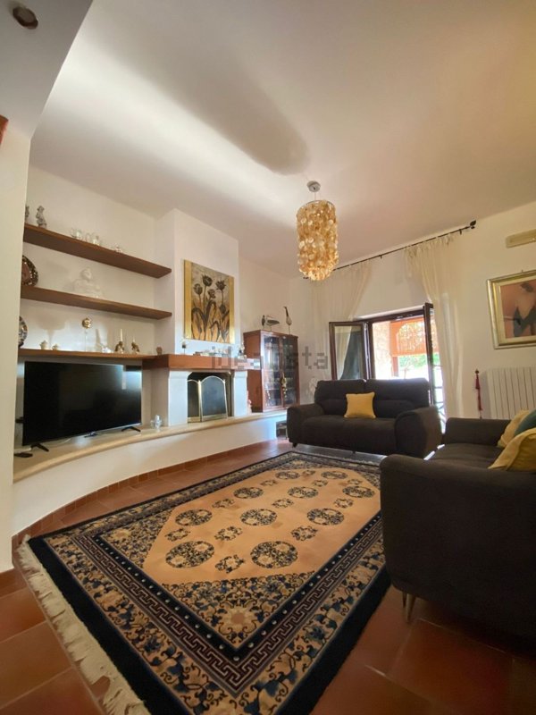 casa indipendente in affitto a Taranto in zona San Vito