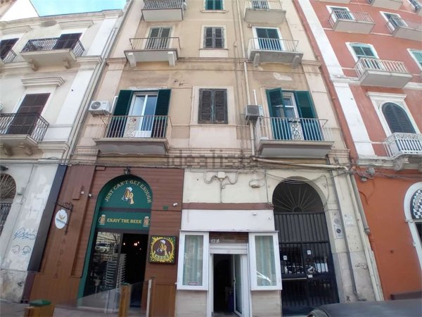 locale commerciale in affitto a Taranto in zona Borgo