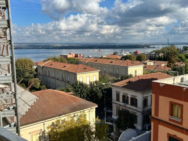 appartamento in affitto a Taranto in zona Borgo