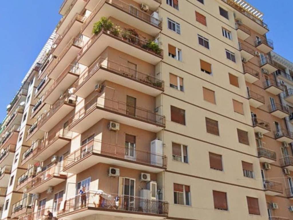 appartamento in affitto a Taranto in zona Borgo