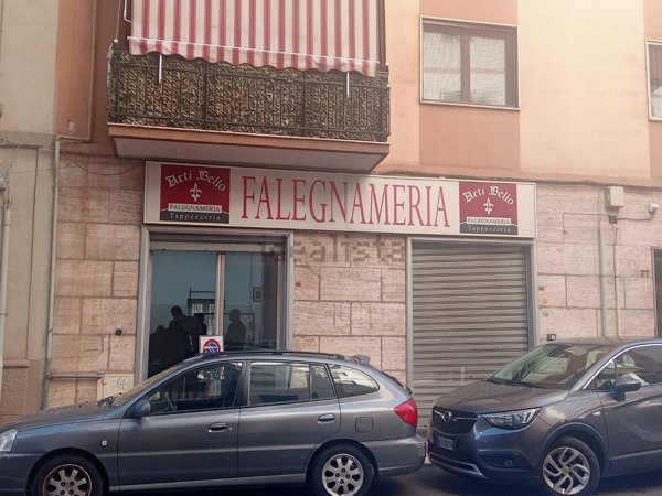 negozio in affitto a Taranto in zona Tre Carrare-Battisti