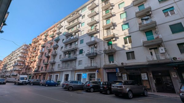 ufficio in affitto a Taranto in zona Tre Carrare-Battisti