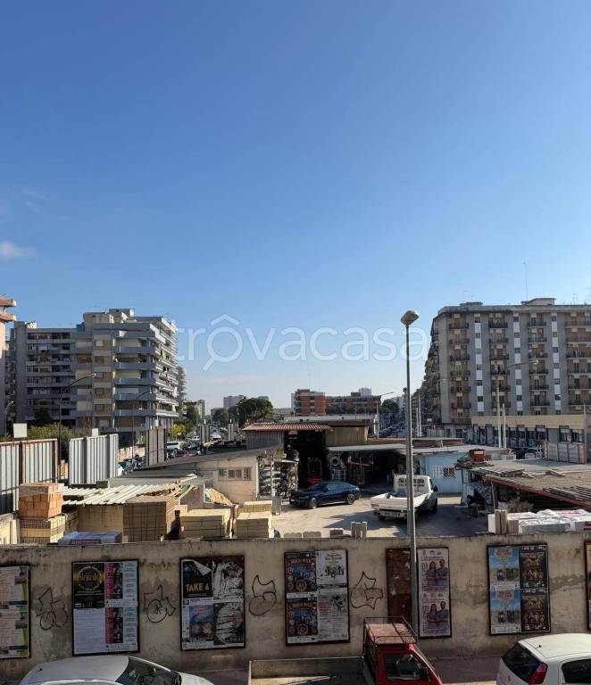 appartamento in affitto a Taranto in zona Italia-Montegranaro