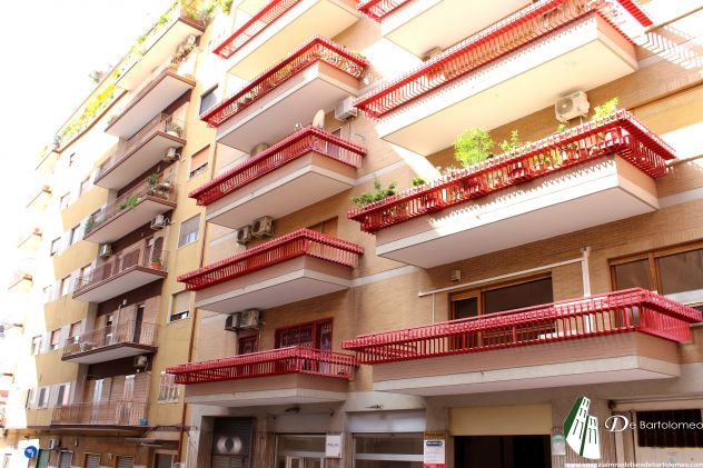 locale commerciale in affitto a Taranto in zona Borgo