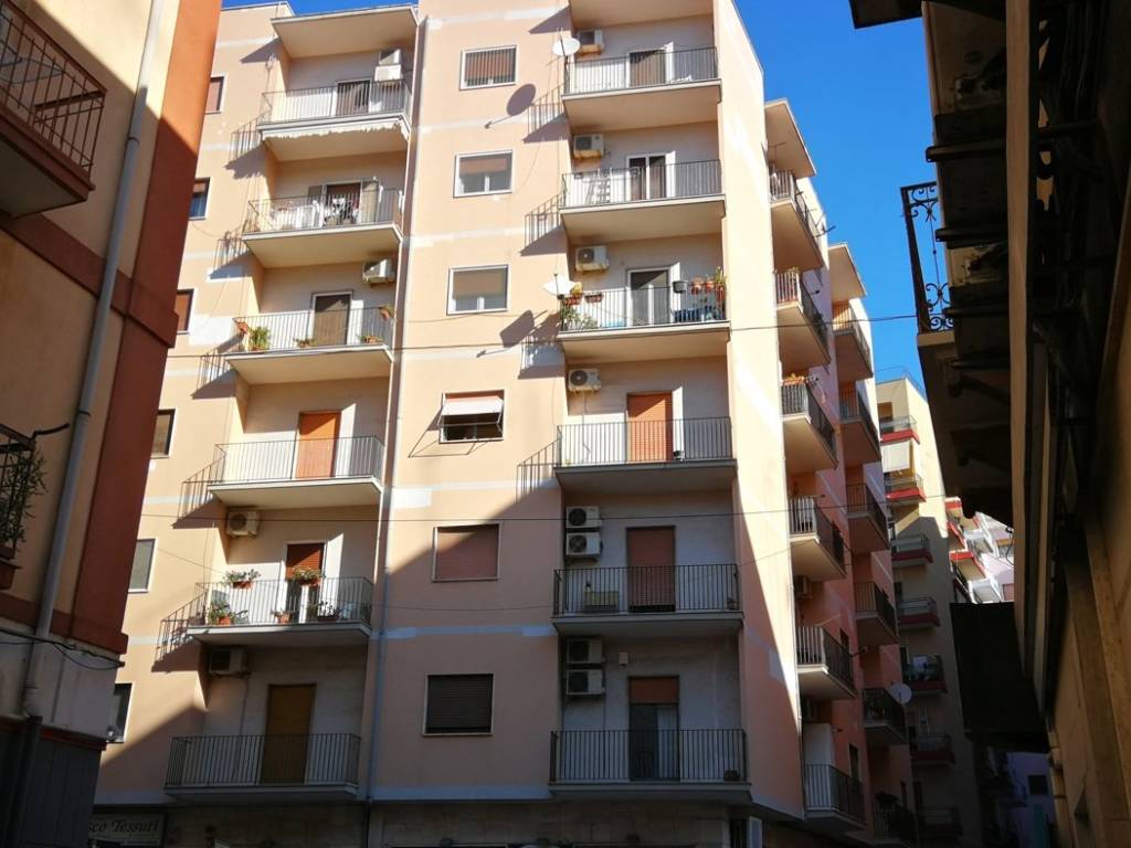 appartamento in affitto a Taranto in zona Tre Carrare-Battisti