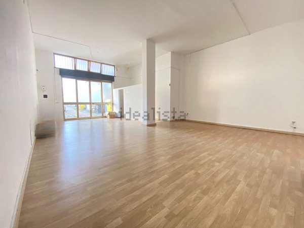 locale commerciale in affitto a Taranto
