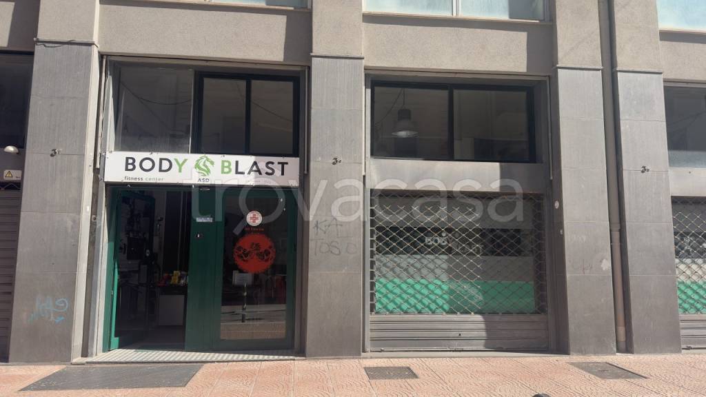 negozio in affitto a Taranto in zona Borgo