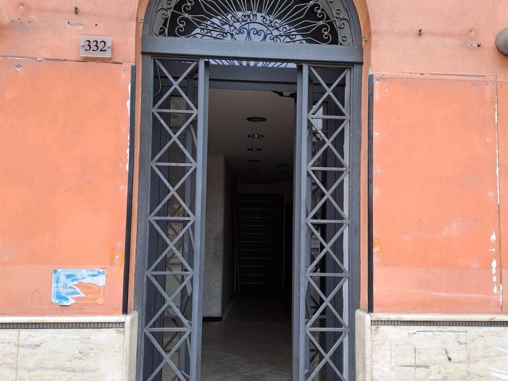 negozio in affitto a Taranto in zona Italia-Montegranaro