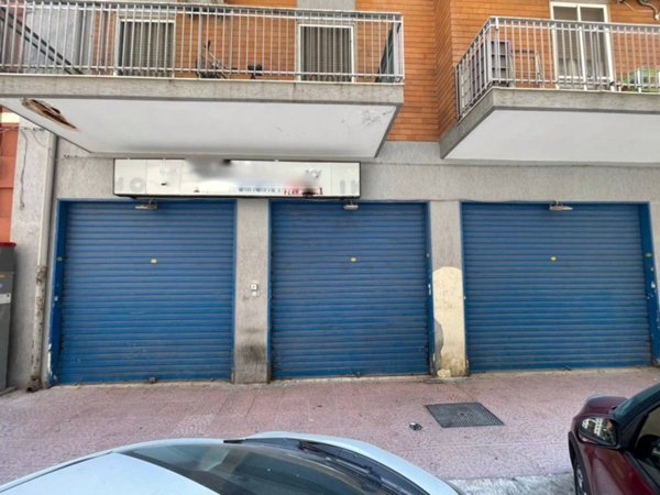 locale commerciale in affitto a Taranto in zona Italia-Montegranaro