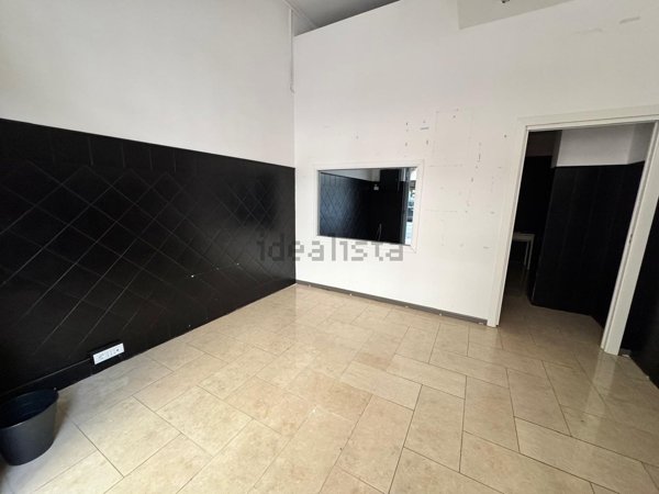 negozio in affitto a Taranto