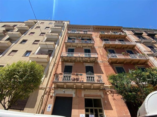 appartamento in affitto a Taranto in zona Borgo