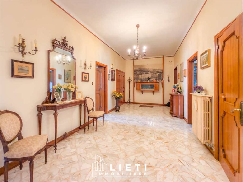 appartamento in affitto a Taranto in zona Borgo