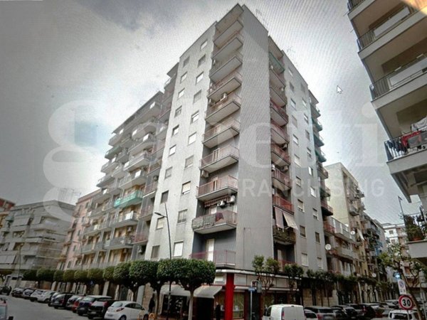 appartamento in affitto a Taranto in zona Italia-Montegranaro