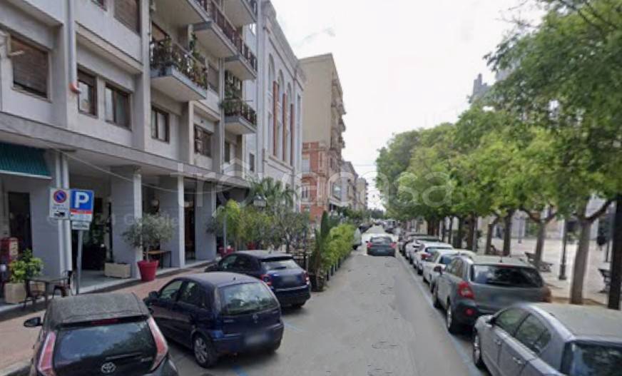 negozio in affitto a Taranto in zona Borgo