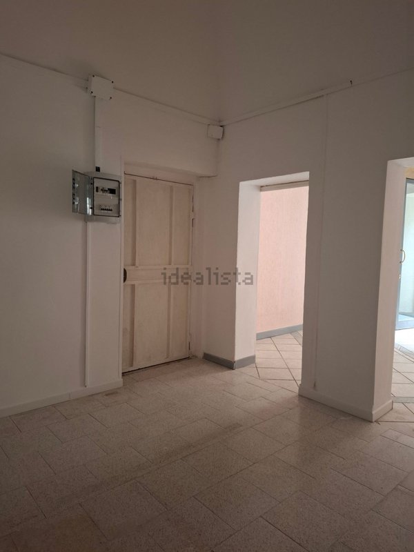 locale commerciale in affitto a Taranto in zona Borgo