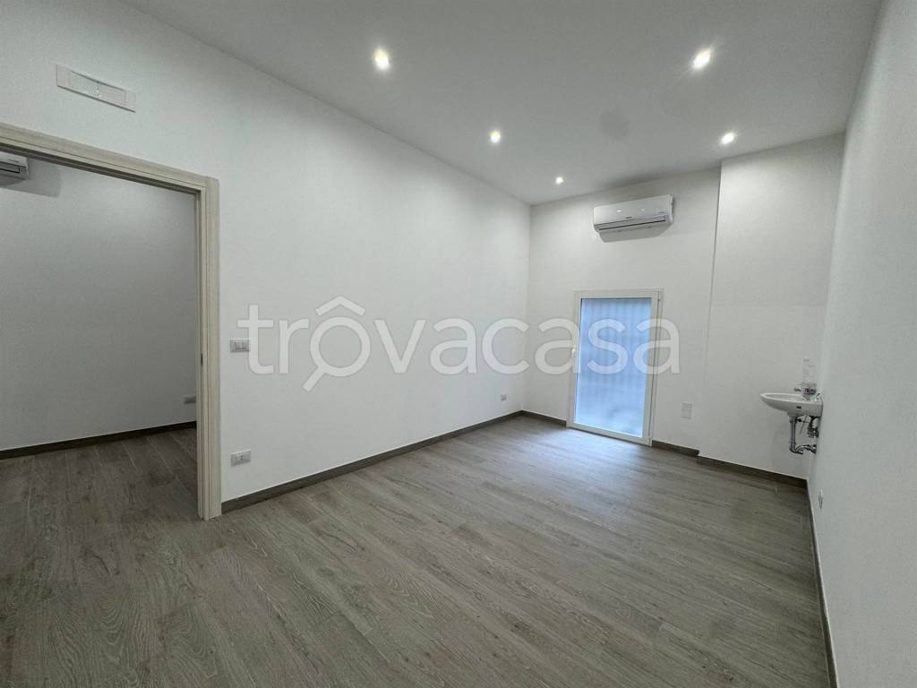 appartamento in affitto a Taranto in zona Solito-Corvisea