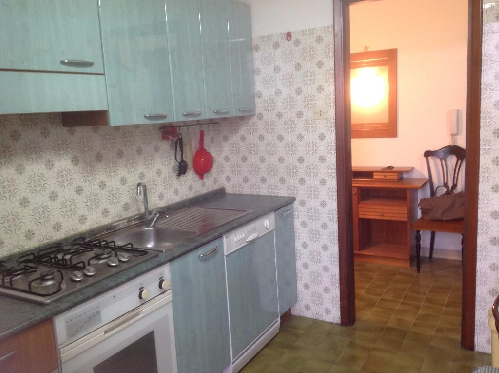 appartamento in affitto a Taranto in zona Tre Carrare-Battisti