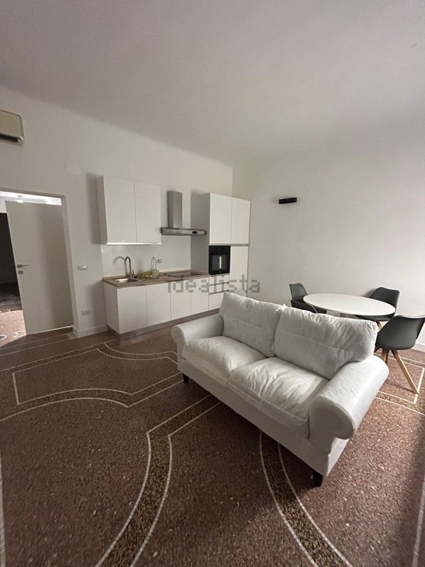 appartamento in affitto a Taranto in zona Borgo