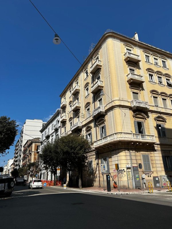 appartamento in affitto a Taranto in zona Borgo