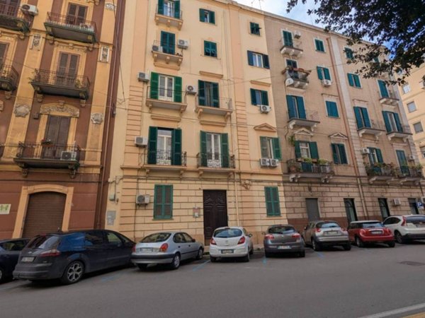 appartamento in affitto a Taranto in zona Borgo