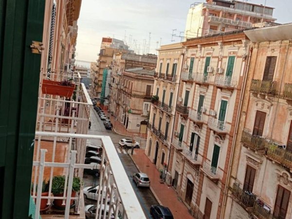 appartamento in affitto a Taranto in zona Borgo Antico