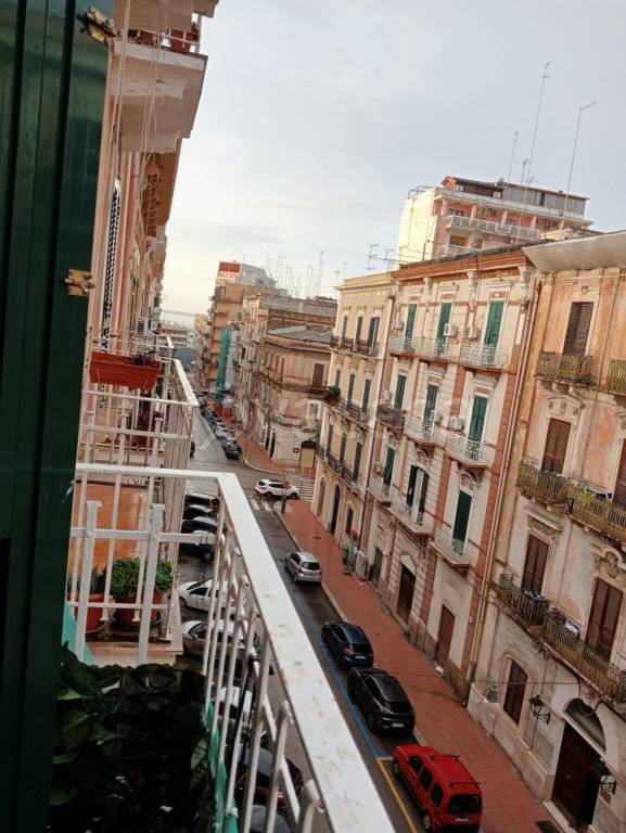 appartamento in affitto a Taranto in zona Borgo