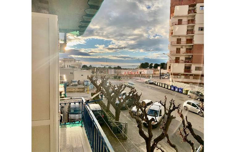 appartamento in affitto a Taranto in zona Italia-Montegranaro