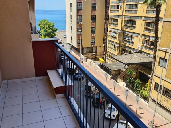 appartamento in affitto a Taranto in zona Borgo